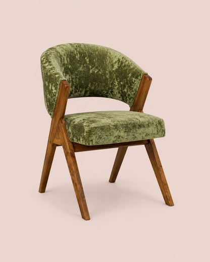Silla del Comedor Kioto tapizada en verde con estructura de madera acabado roble